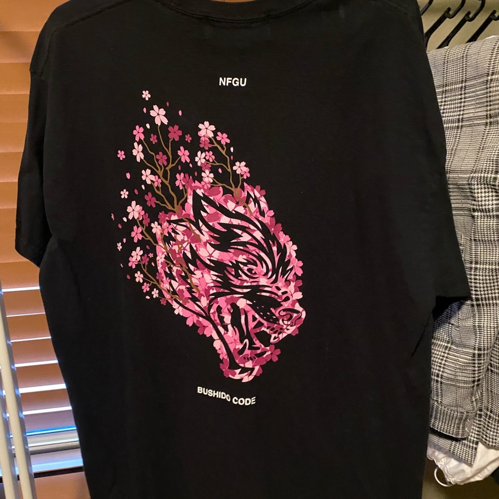 Darc sport t-shirt (size medium)